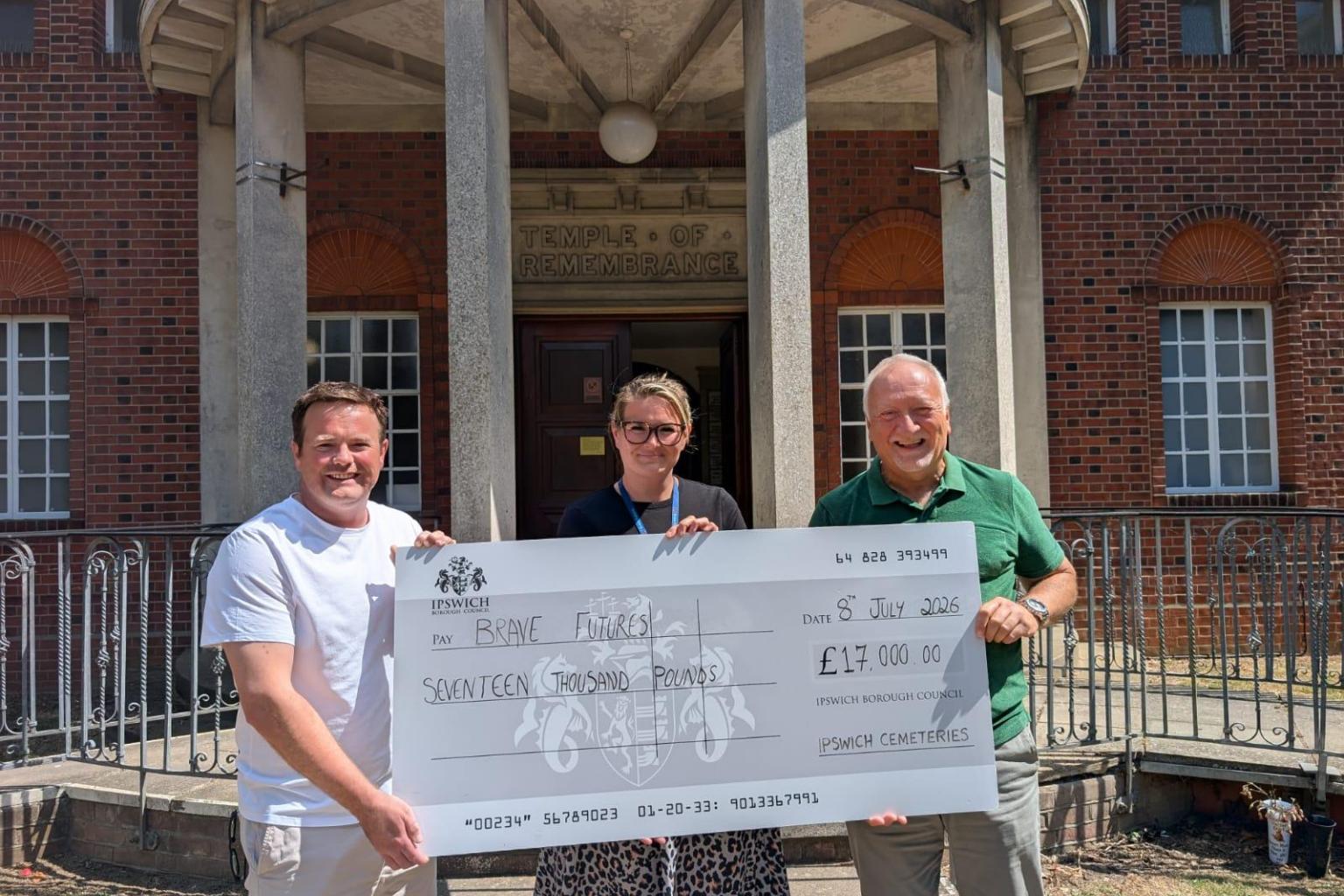 Ipswich Borough Council Recycling Metals Scheme cheque presentation to Brave Futures